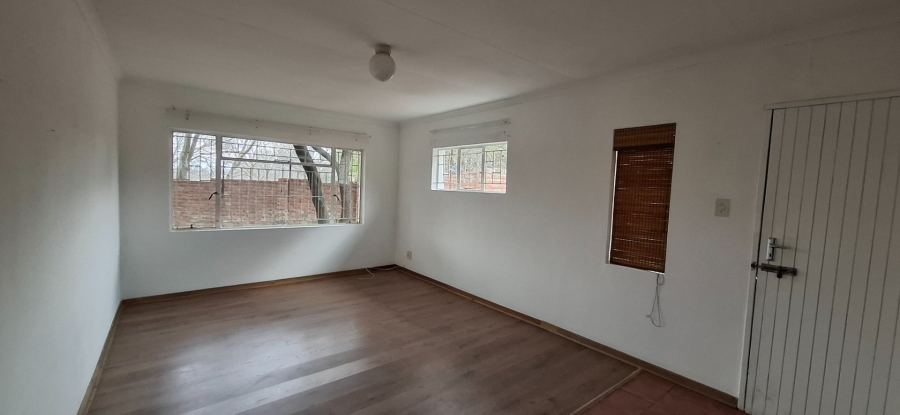 6 Bedroom Property for Sale in Ficksburg Free State
